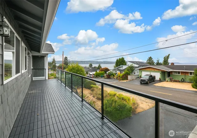 Photo 3 of Sale Pending at 955 2nd Street, Mukilteo, WA 98275 | MLS# NWM2576891 | Listing updated on 2026-09-27