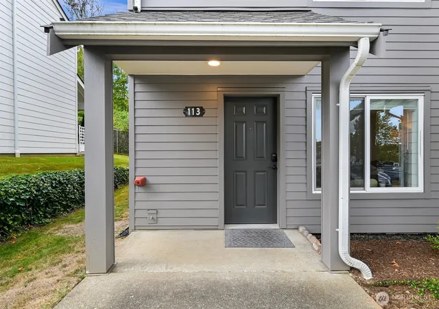Photo 2 of Townhouse for sale at 4245 Wintergreen Ln #113, Bellingham, WA 98226 | MLS# NWM2576901 | Listing updated on 2026-09-21
