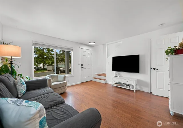 Photo 4 of Townhouse for sale at 4245 Wintergreen Ln #113, Bellingham, WA 98226 | MLS# NWM2576901 | Listing updated on 2026-09-21