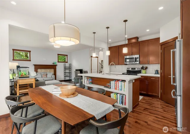Photo 3 of Single family home for sale at 19036 18th Avenue NE, Shoreline, WA 98155 | MLS# NWM2576934 | Listing updated on 2026-09-29