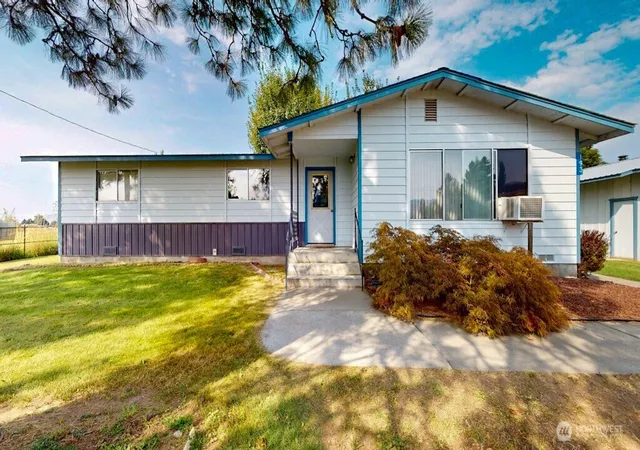 Photo 1 of Sale Pending at 193 Robinson Cyn Rd, Omak, WA 98841 | MLS# NWM2576976 | Listing updated on 2026-09-17