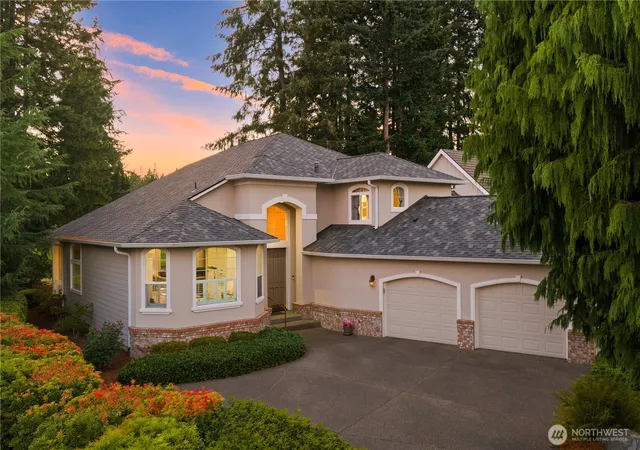 Photo 2 of Single family home for sale at 6543 Turnberry Ln Se, Olympia, WA 98501 | MLS# NWM2577009 | Listing updated on 2026-09-25