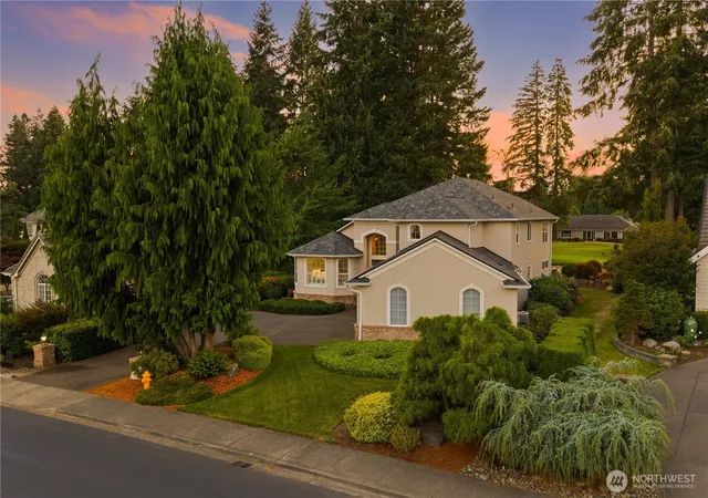 Photo 3 of Single family home for sale at 6543 Turnberry Ln SE, Olympia, WA 98501 | MLS# NWM2577009 | Listing updated on 2026-09-25