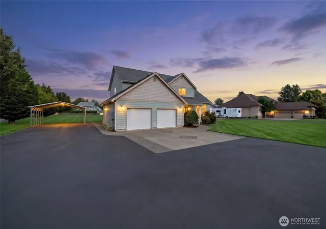 Photo 2 of Single family home for sale at 5390 Bel W Dr, Bellingham, WA 98226 | MLS# NWM2577055 | Listing updated on 2026-09-30
