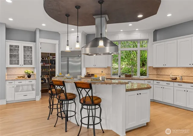 Photo 3 of Single family home for sale at 5370 228th Avenue SE, Issaquah, WA 98029 | MLS# NWM2577072 | Listing updated on 2026-09-30