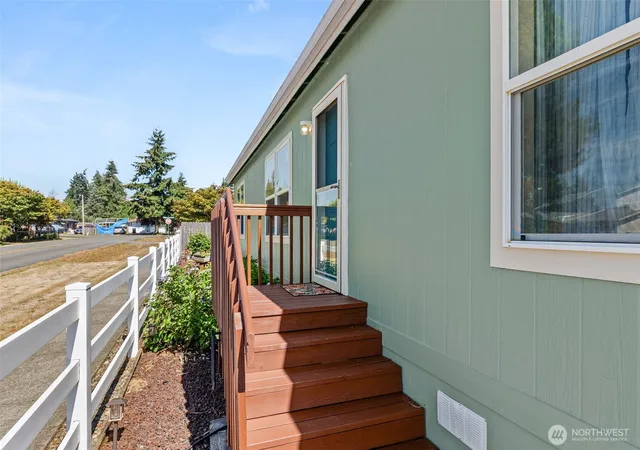 Photo 3 of Manufactured home for sale at 222 Maple Ave NW #34, Napavine, WA 98565 | MLS# NWM2577205 | Listing updated on 2026-09-21