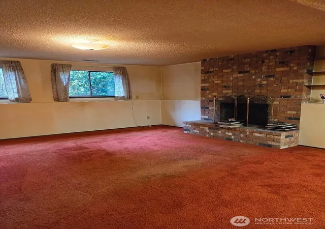 Photo 3 of Sale Pending at 7514 Locust Ave E, Bonney Lake, WA 98391 | MLS# NWM2577244 | Listing updated on 2026-09-23