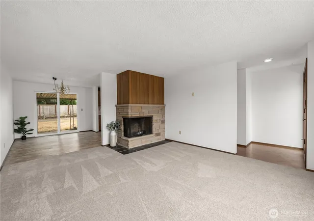 Photo 3 of Single family home for sale at 1810 N Highland St, Tacoma, WA 98406 | MLS# NWM2577265 | Listing updated on 2026-10-01