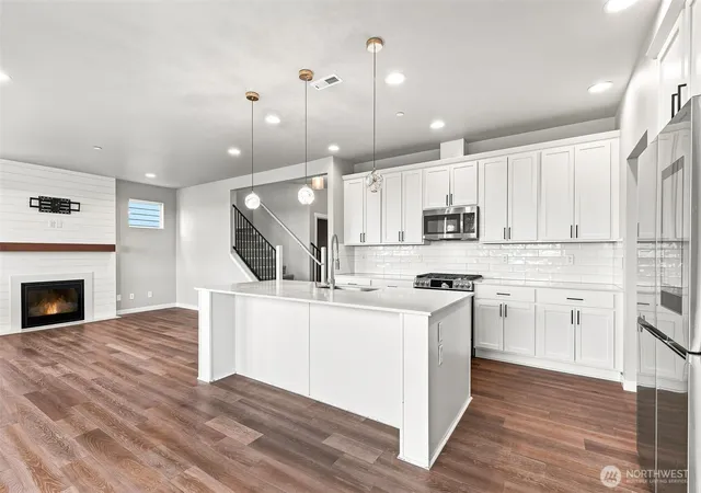 Photo 4 of Single family home for sale at 9322 76th Avenue NE, Marysville, WA 98270 | MLS# NWM2577368 | Listing updated on 2026-09-25