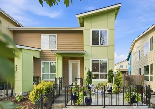 Photo 2 of Sale Pending at 650 Sw 100 Street, Seattle, WA 98106 | MLS# NWM2577494 | Listing updated on 2026-09-23