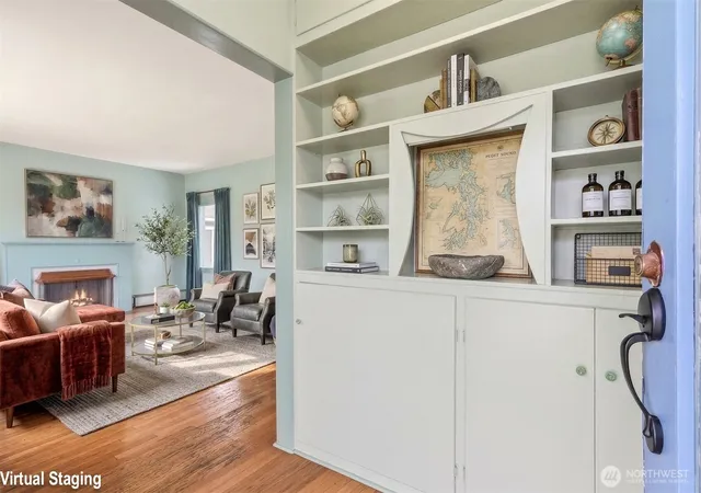 Photo 2 of Single family home for sale at 1010 Rucker Ave, Everett, WA 98201 | MLS# NWM2578103 | Listing updated on 2026-09-30