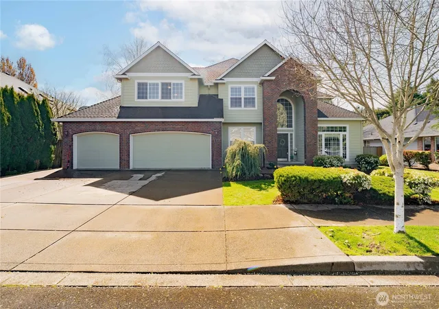 Photo 3 of Single family home for sale at 1519 Nw 86th Street, Vancouver, WA 98665 | MLS# NWM2578195 | Listing updated on 2026-09-30