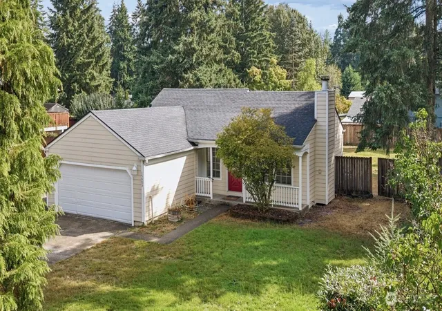 Photo 2 of Sale Pending at 15903 95th Avenue Ct E, Puyallup, WA 98375 | MLS# NWM2578207 | Listing updated on 2026-09-25