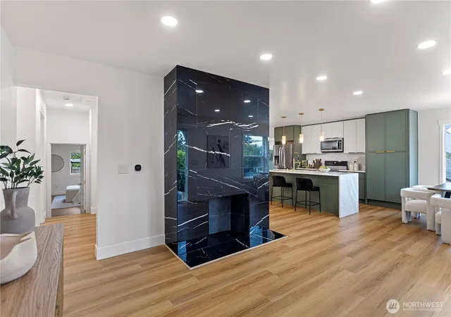 Photo 4 of Single family home for sale at 618 N 125th Street, Seattle, WA 98133 | MLS# NWM2578351 | Listing updated on 2026-09-17