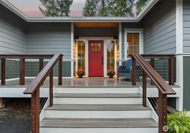 Photo 3 of Sale Pending at 1480 E Manzanita Dr, Union, WA 98592 | MLS# NWM2578454 | Listing updated on 2026-09-24