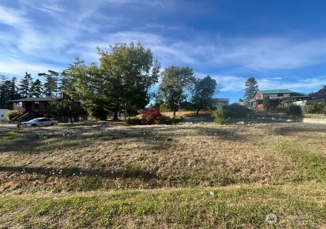 Photo 1 of Land for sale at 1586 Douglas St, Oak Harbor, WA 98277 | MLS# NWM2578578 | Listing updated on 2026-09-25
