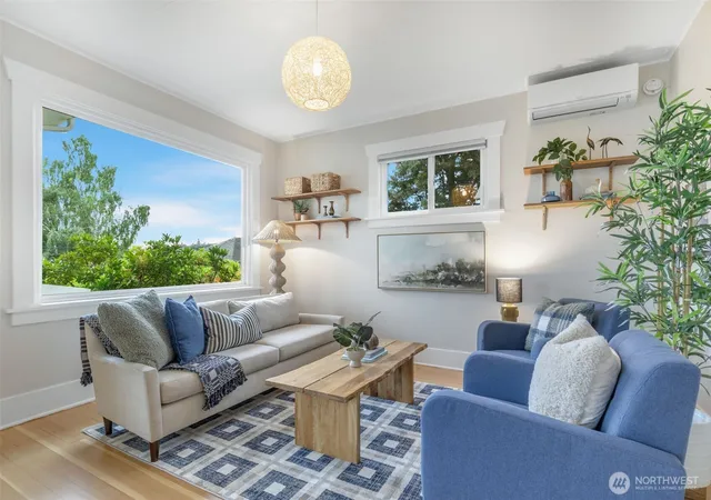 Photo 4 of Sale Pending at 1820 S Weller St, Seattle, WA 98144 | MLS# NWM2578674 | Listing updated on 2026-09-25