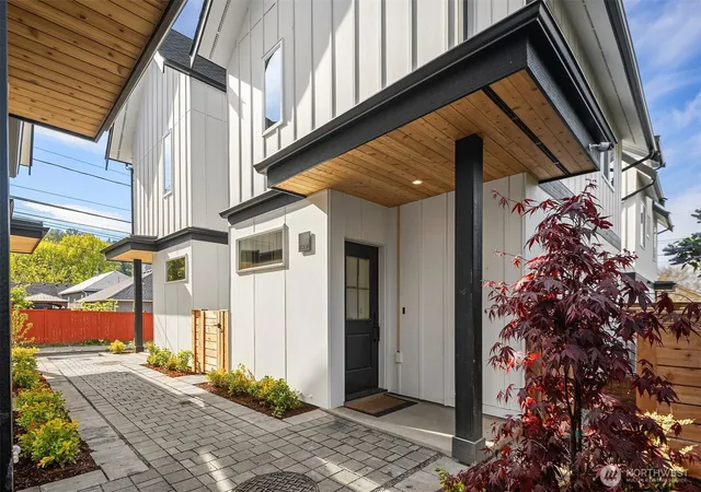 Photo 2 of Single family home for sale at 9004 5th Avenue S, Seattle, WA 98108 | MLS# NWM2578723 | Listing updated on 2026-10-01