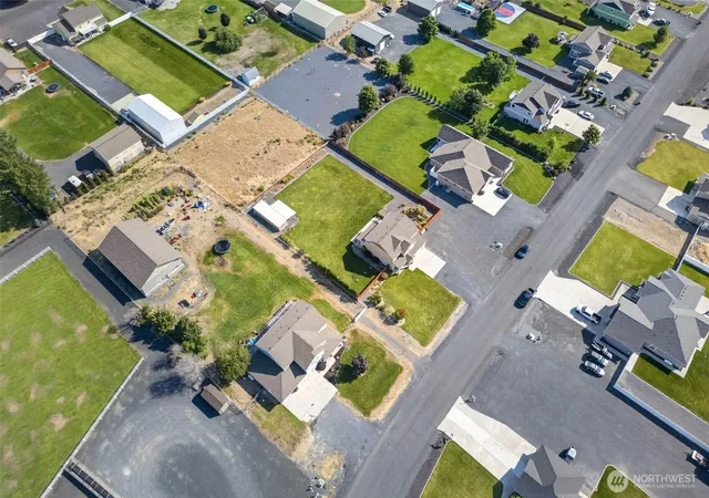 Photo 3 of Single family home for sale at 10244 Rd 58 NE, Moses Lake, WA 98837 | MLS# NWM2578807 | Listing updated on 2026-09-25