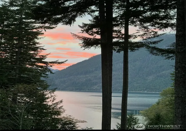 Photo 3 of Single family home for sale at 1120 N Potlatch Dr, Hoodsport, WA 98548 | MLS# NWM2578954 | Listing updated on 2026-09-25