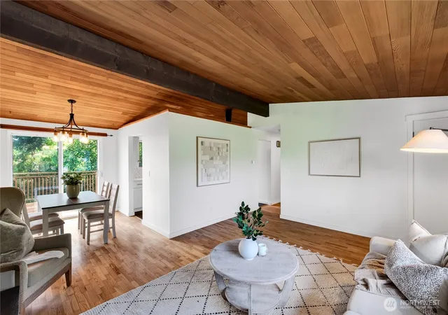 Photo 4 of Single family home for sale at 13812 9th Place S, Burien, WA 98168 | MLS# NWM2579113 | Listing updated on 2026-09-24