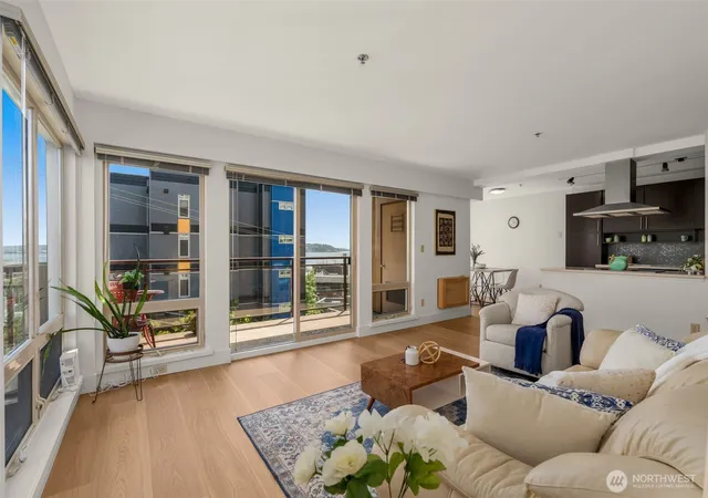 Photo 4 of Condo for sale at 500 5th Avenue W #505, Seattle, WA 98119 | MLS# NWM2579151 | Listing updated on 2026-09-29