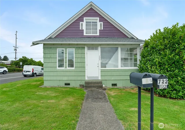 Photo 1 of Sale Pending at 722 W State St, Aberdeen, WA 98520 | MLS# NWM2579175 | Listing updated on 2026-09-28