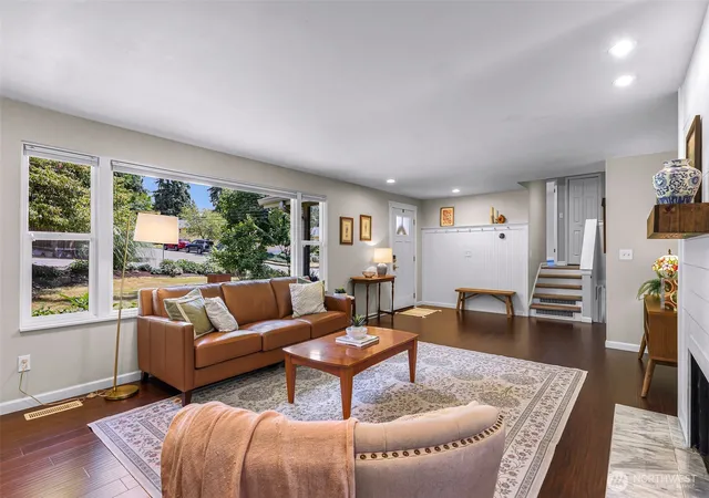 Photo 2 of Single family home for sale at 19115 104th Avenue Ne, Bothell, WA 98011 | MLS# NWM2579186 | Listing updated on 2026-09-29