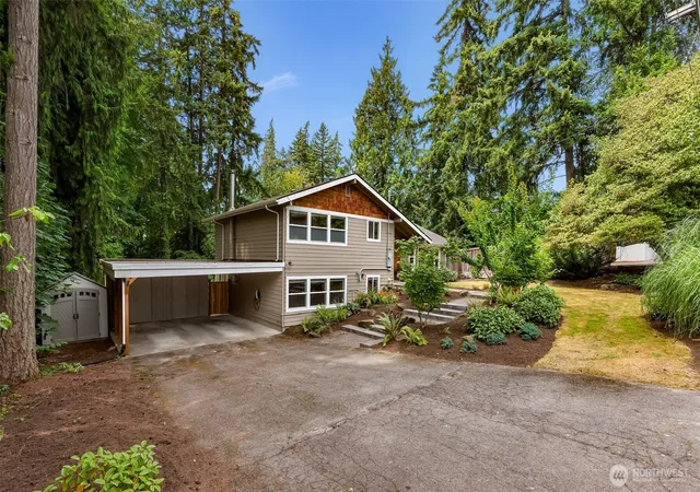 Photo 4 of Single family home for sale at 19115 104th Avenue NE, Bothell, WA 98011 | MLS# NWM2579186 | Listing updated on 2026-09-29