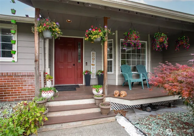 Photo 3 of Single family home for sale at 7511 Hannegan Rd, Lynden, WA 98264 | MLS# NWM2579209 | Listing updated on 2026-09-23