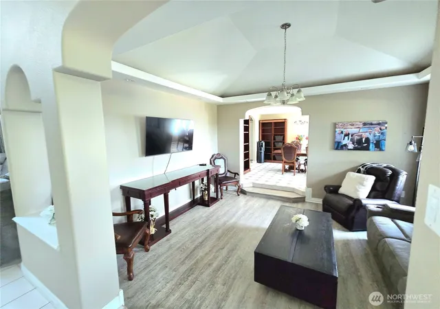 Photo 4 of Single family home for sale at 327 Lancaster Rd, Selah, WA 98942 | MLS# NWM2579281 | Listing updated on 2026-09-25