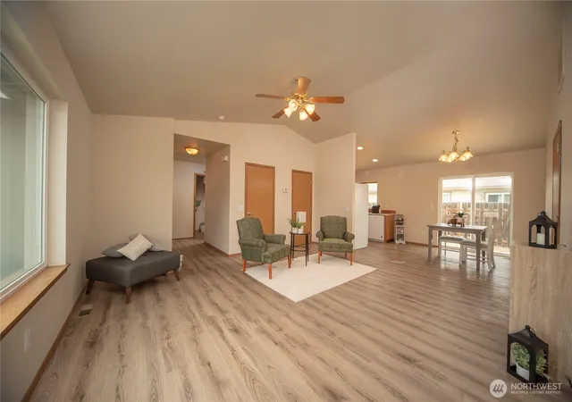 Photo 3 of Single family home for sale at 608 E Remington Dr, Ellensburg, WA 98926 | MLS# NWM2579323 | Listing updated on 2026-10-01
