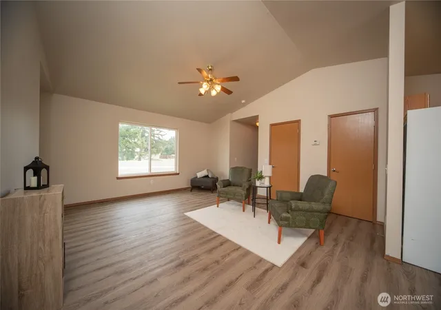 Photo 4 of Single family home for sale at 608 E Remington Dr, Ellensburg, WA 98926 | MLS# NWM2579323 | Listing updated on 2026-10-01