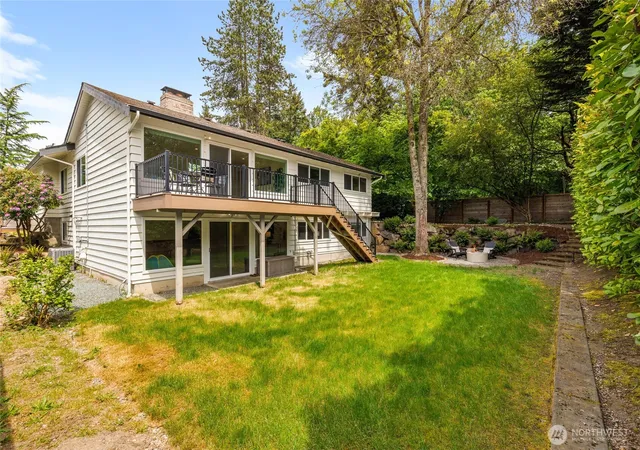 Photo 4 of Single family home for sale at 7047 NE 138th Street, Kirkland, WA 98034 | MLS# NWM2579328 | Listing updated on 2026-09-25