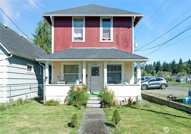 Photo 1 of Sale Pending at 1225 Wheeler Ave, Hoquiam, WA 98550 | MLS# NWM2579456 | Listing updated on 2026-09-25