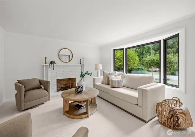 Photo 4 of Sale Pending at 3211 220th Avenue SE, Sammamish, WA 98075 | MLS# NWM2579545 | Listing updated on 2026-09-22