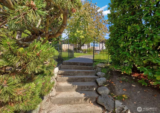Photo 4 of Sale Pending at 18750 Fjord Dr NE, Poulsbo, WA 98370 | MLS# NWM2579576 | Listing updated on 2026-09-30