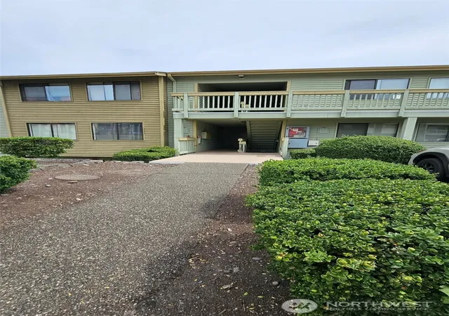Photo 2 of Condo for sale at 1750 W Sunn Fjord Ln #G101, Bremerton, WA 98312 | MLS# NWM2579578 | Listing updated on 2026-09-25