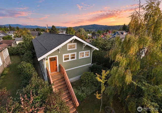 Photo 1 of Single family home for sale at 2510 Grant St, Bellingham, WA 98225 | MLS# NWM2579664 | Listing updated on 2026-10-01