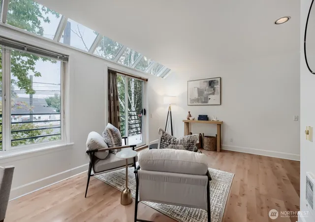 Photo 3 of Single family home for sale at 115 W Galer St #304, Seattle, WA 98119 | MLS# NWM2579705 | Listing updated on 2026-09-25