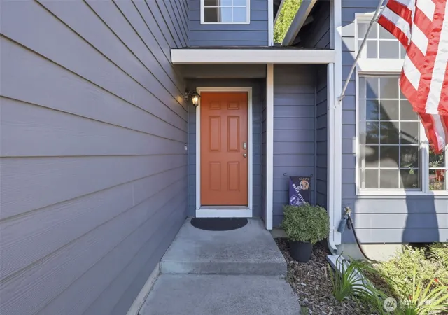Photo 3 of Contingent at 246 Sparks Dr, Kelso, WA 98626 | MLS# NWM2579945 | Listing updated on 2026-09-25