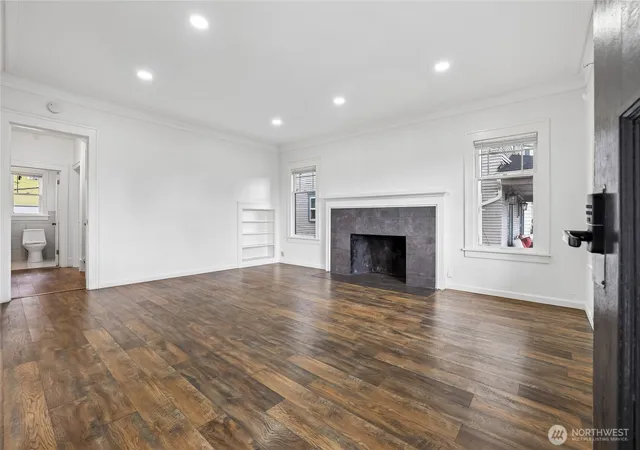 Photo 3 of Single family home for sale at 4545 5th Avenue Ne, Seattle, WA 98105 | MLS# NWM2580066 | Listing updated on 2026-10-01