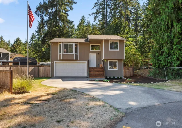 Photo 2 of Sale Pending at 25513 33rd Avenue E, Spanaway, WA 98387 | MLS# NWM2580357 | Listing updated on 2026-09-17