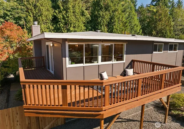 Photo 3 of Single family home for sale at 7430 143rd Avenue NE, Redmond, WA 98052 | MLS# NWM2581213 | Listing updated on 2026-10-01