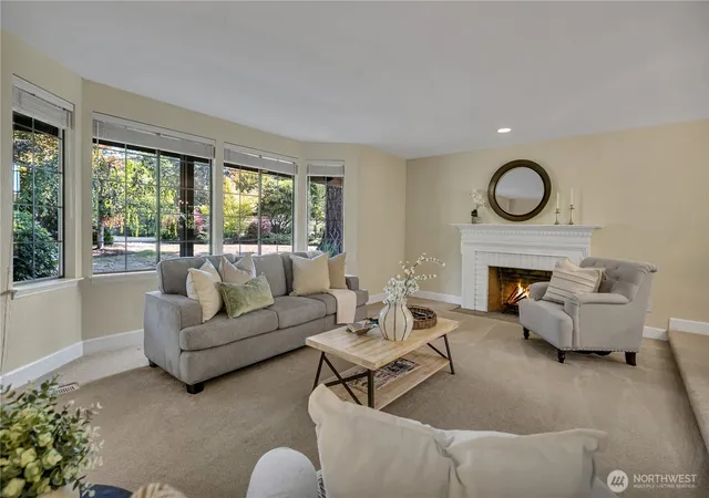Photo 4 of Single family home for sale at 5004 63rd Avenue W, University Place, WA 98467 | MLS# NWM2581252 | Listing updated on 2026-09-30