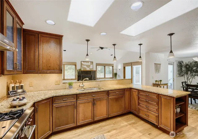Photo 4 of Single family home for sale at 14325 102 Avenue NE, Kirkland, WA 98034 | MLS# NWM2581549 | Listing updated on 2026-10-01