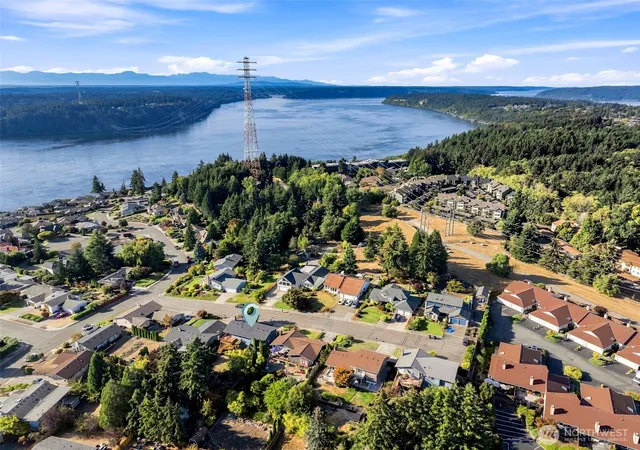 Photo 3 of Sale Pending at 6720 N 28th Street, Tacoma, WA 98407 | MLS# NWM2581580 | Listing updated on 2026-09-30