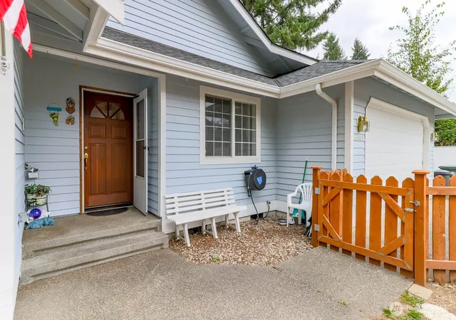 Photo 3 of Single family home for sale at 8303 170th Street E, Puyallup, WA 98375 | MLS# NWM2582072 | Listing updated on 2026-10-01