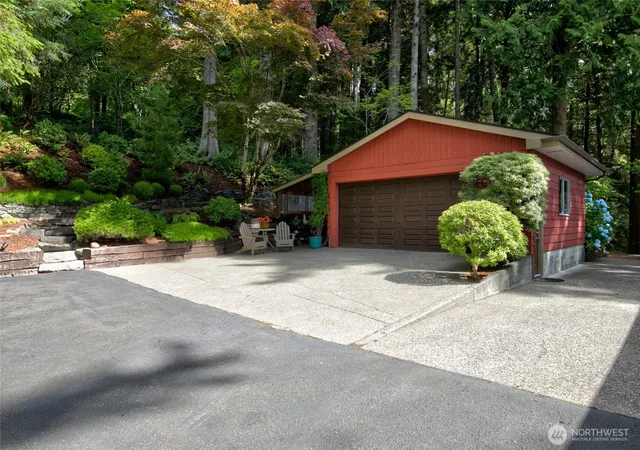 Photo 4 of Single family home for sale at 914 N 6th Street, Montesano, WA 98563 | MLS# NWM2582165 | Listing updated on 2026-09-17