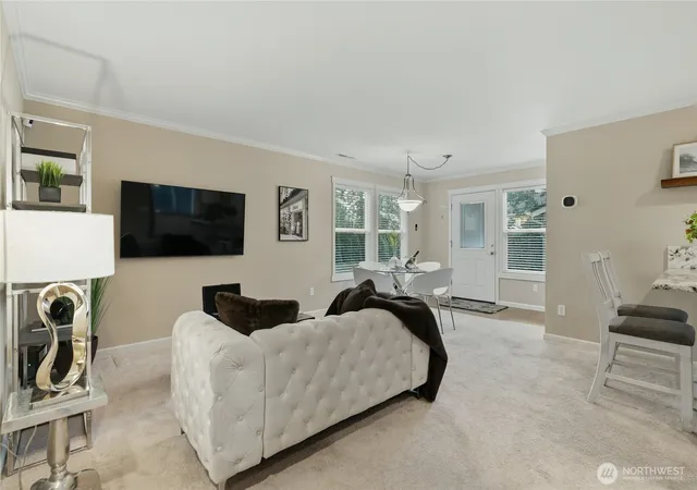 Photo 4 of Sale Pending at 8527 230th Avenue NE, Redmond, WA 98053 | MLS# NWM2582303 | Listing updated on 2026-09-30